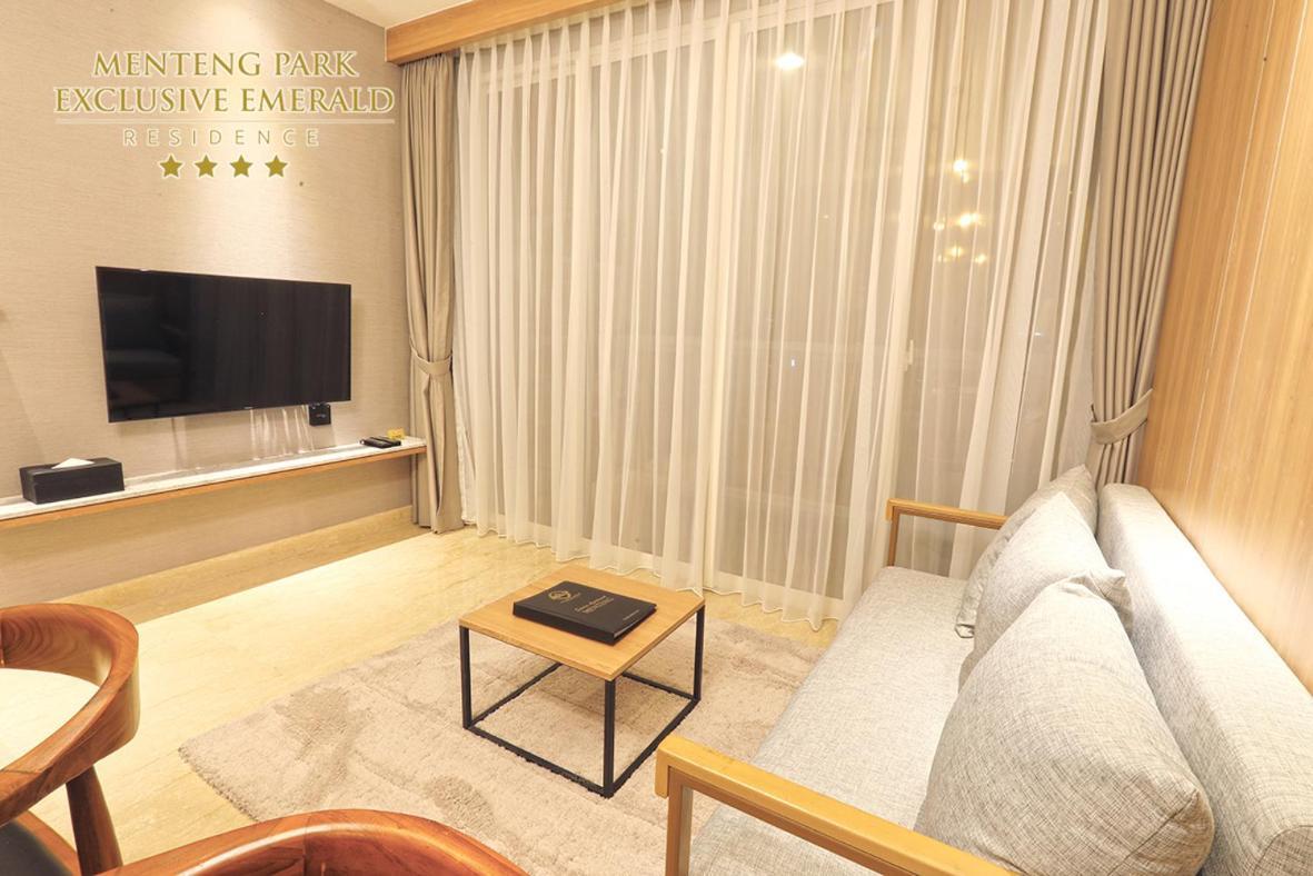 Menteng Park Exclusive Emerald Jakarta Exterior foto
