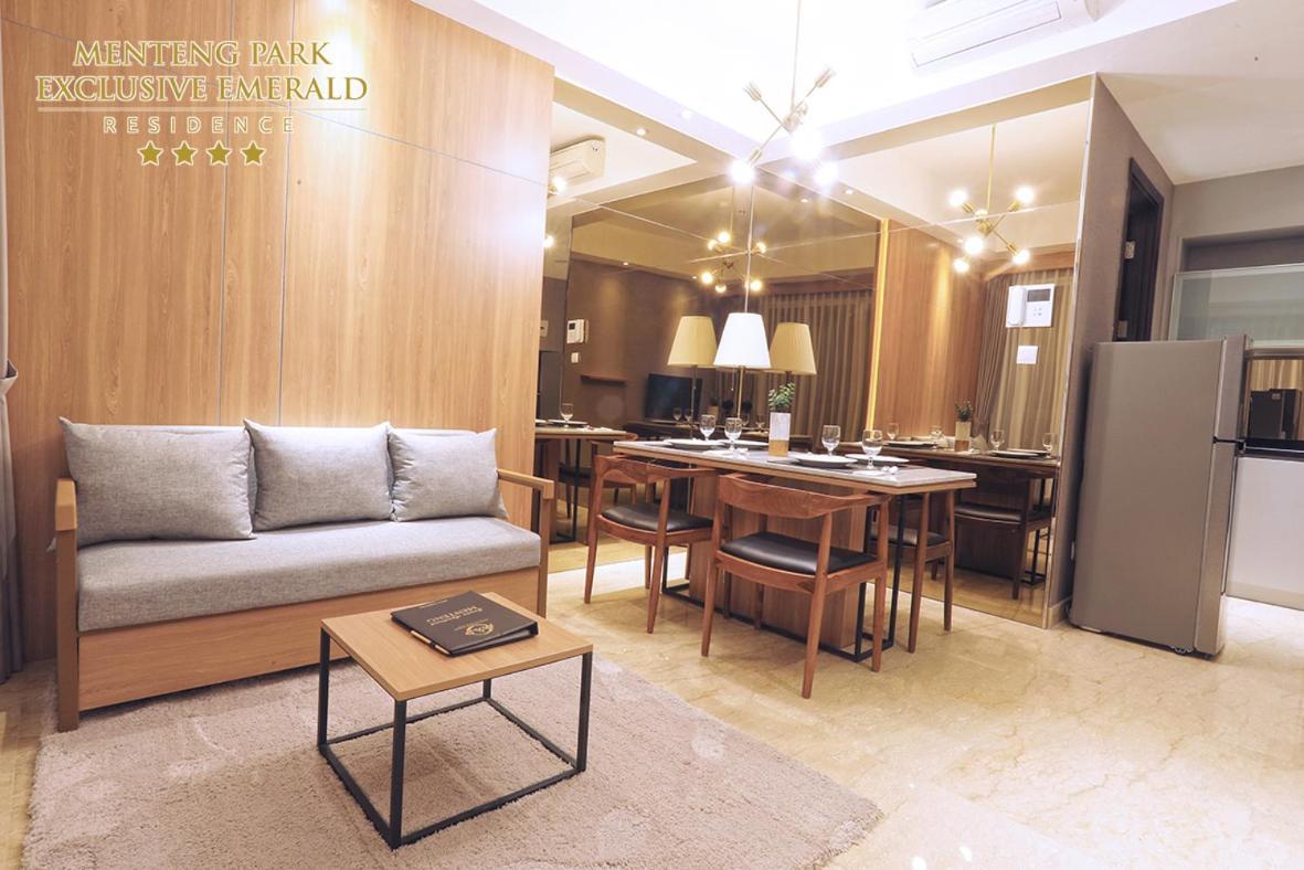 Menteng Park Exclusive Emerald Jakarta Exterior foto