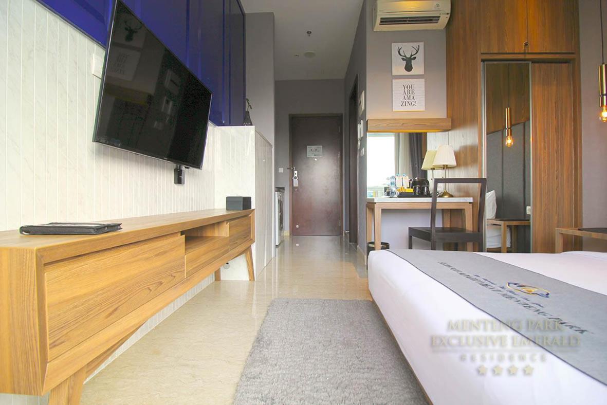 Menteng Park Exclusive Emerald Jakarta Exterior foto